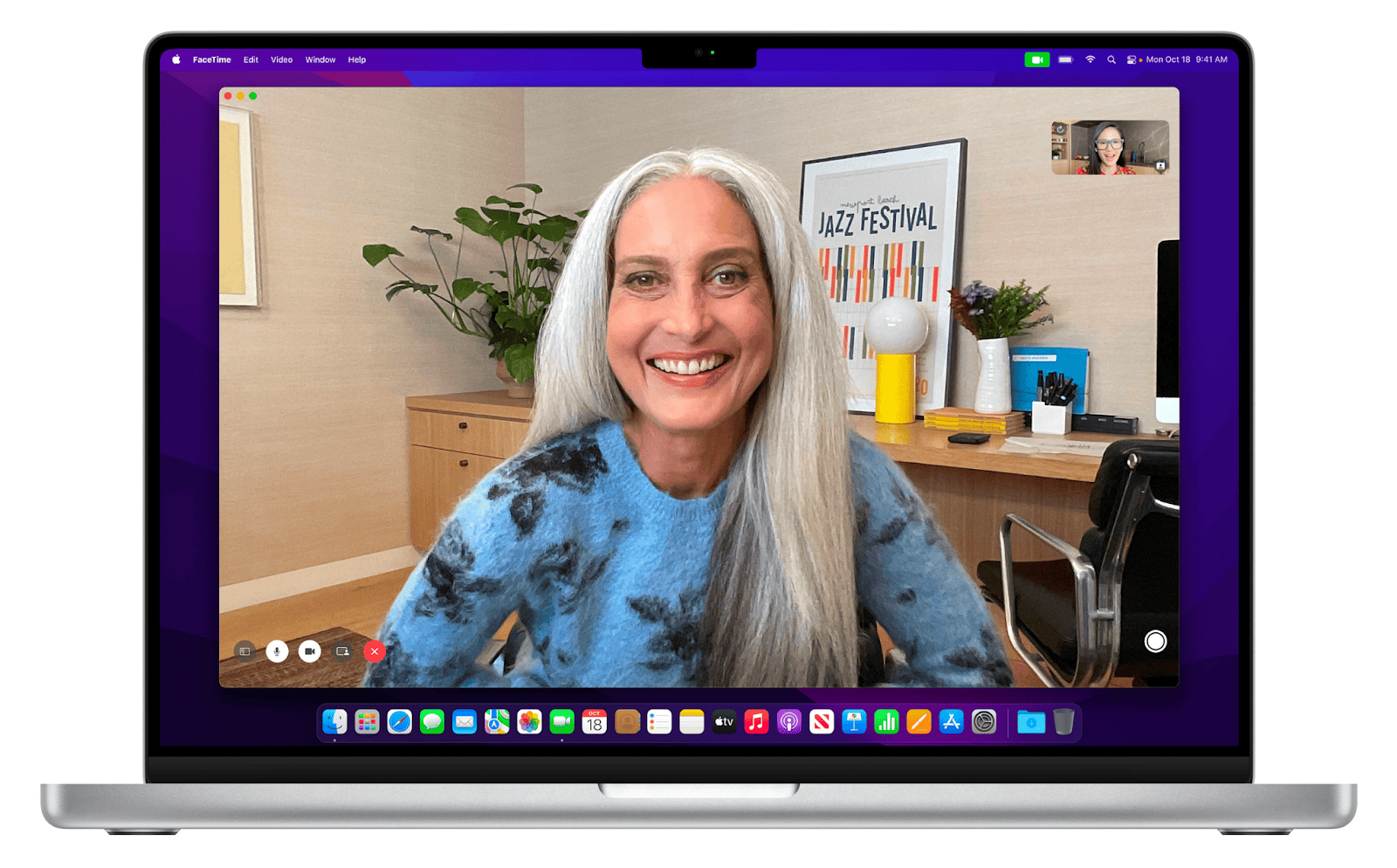 MacBook Pro M1 2021 vượt qua nhiều đối thủ với webcam 1080p HD.
